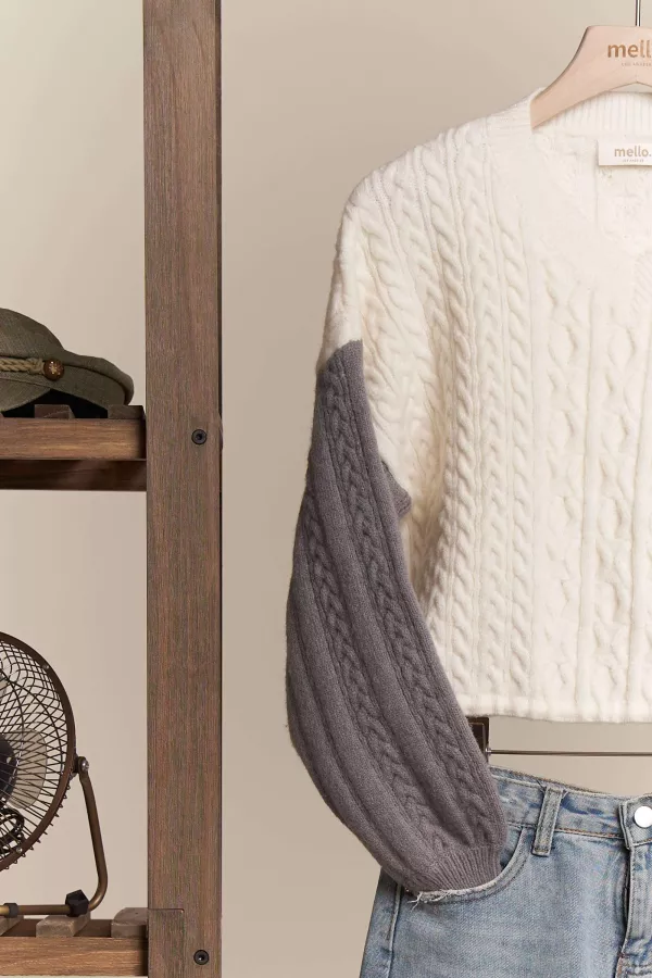 V Neck Sweater with contrast Sleeve and Pockets