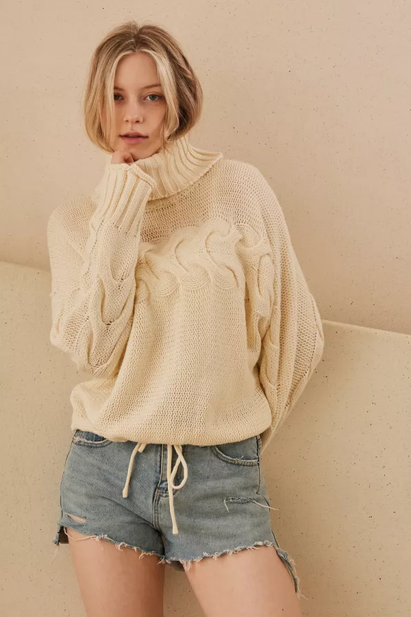 wholesale clothing turtle neck cropped knit sweater mello
