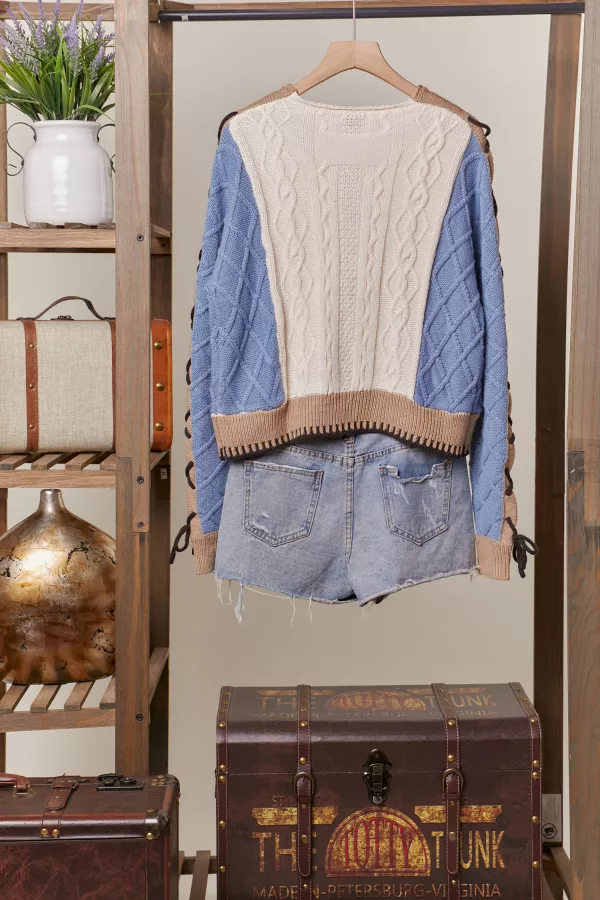 Color Block Sweater with Laced Sleeves