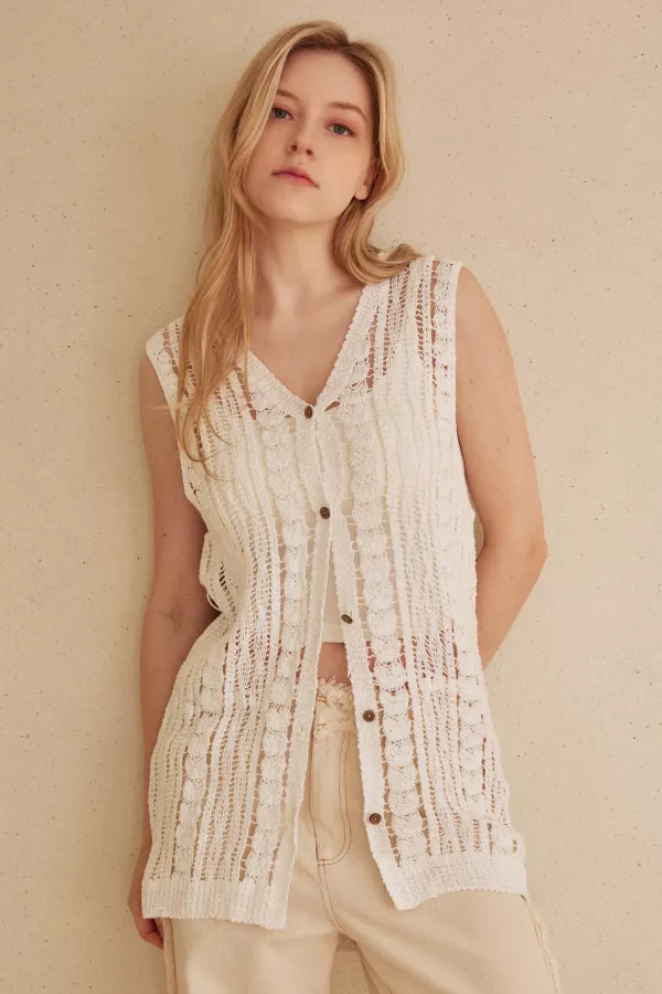 wholesale Open Front Crochet Vest with Vintage Charm mello