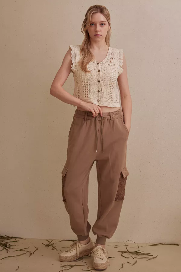 Delicate Crochet Knit Sleeveless Top