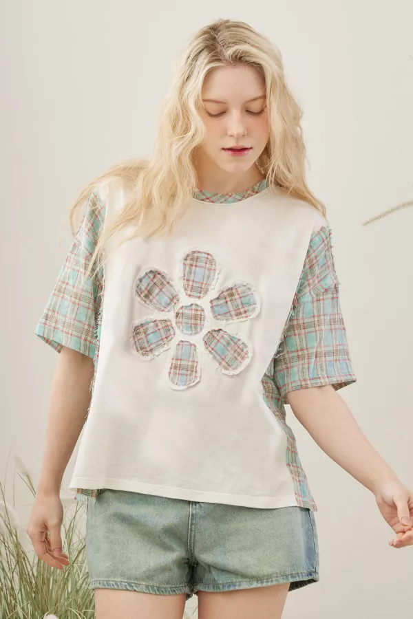 wholesale clothing checker contrast top with daisy patchwork mello