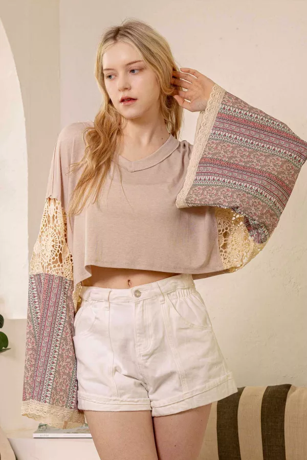 wholesale clothing lace and patchwork bell-sleeve crop top mello