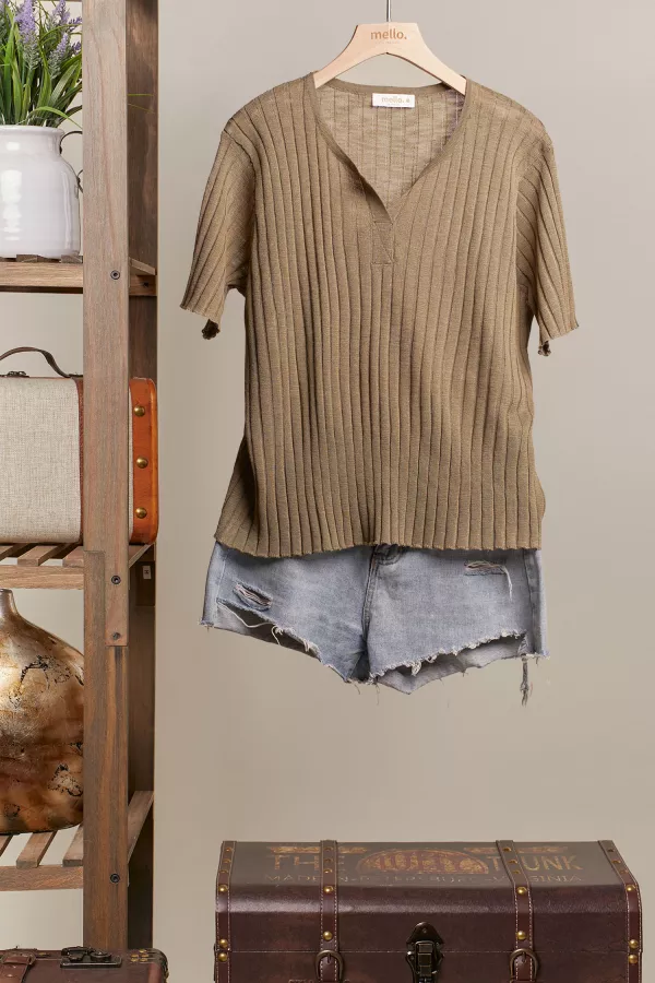 wholesale clothing henley neck ribbed top mello