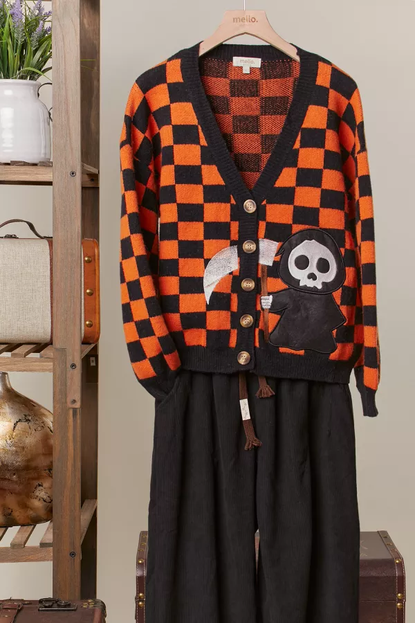 wholesale clothing checkerboard v-neck cardigan with reaper patch mello