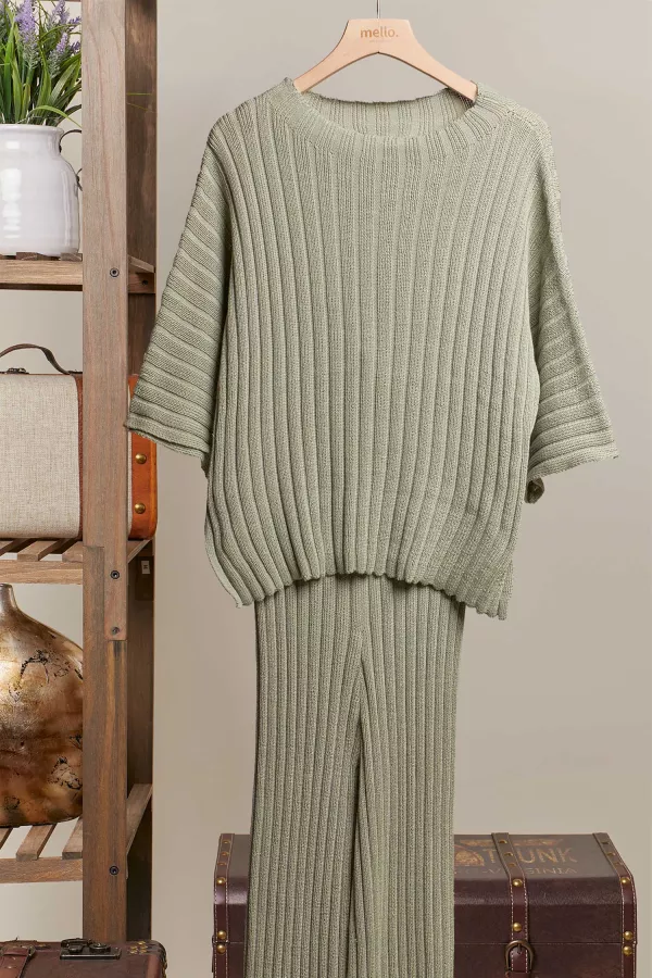wholesale clothing short sleeve knit sweater and pants set mello