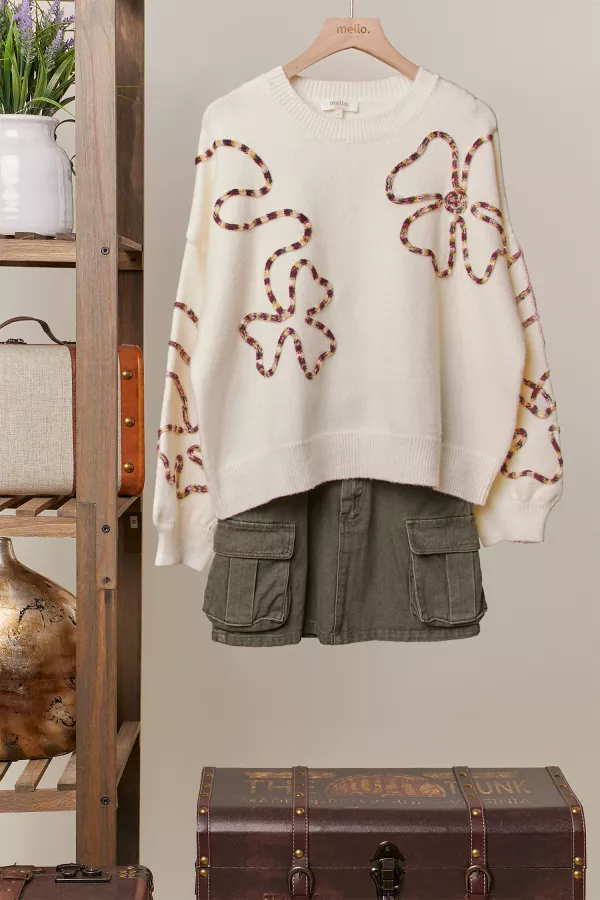 wholesale clothing clover embroidery crew neck sweater mello
