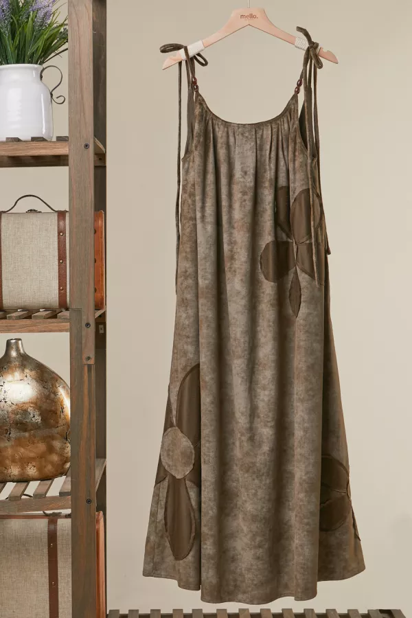 wholesale clothing floral applique a line maxi dress mello