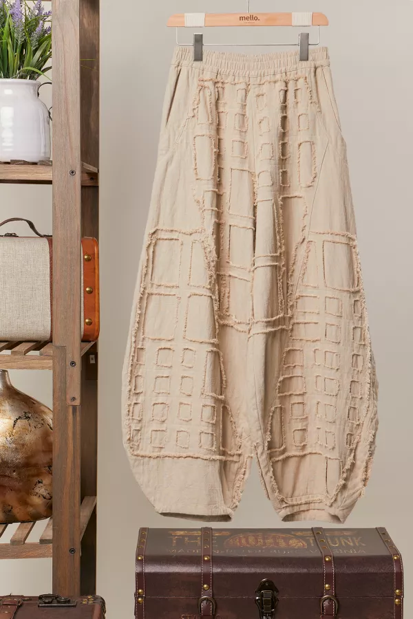 wholesale clothing casual beige textured pants mello